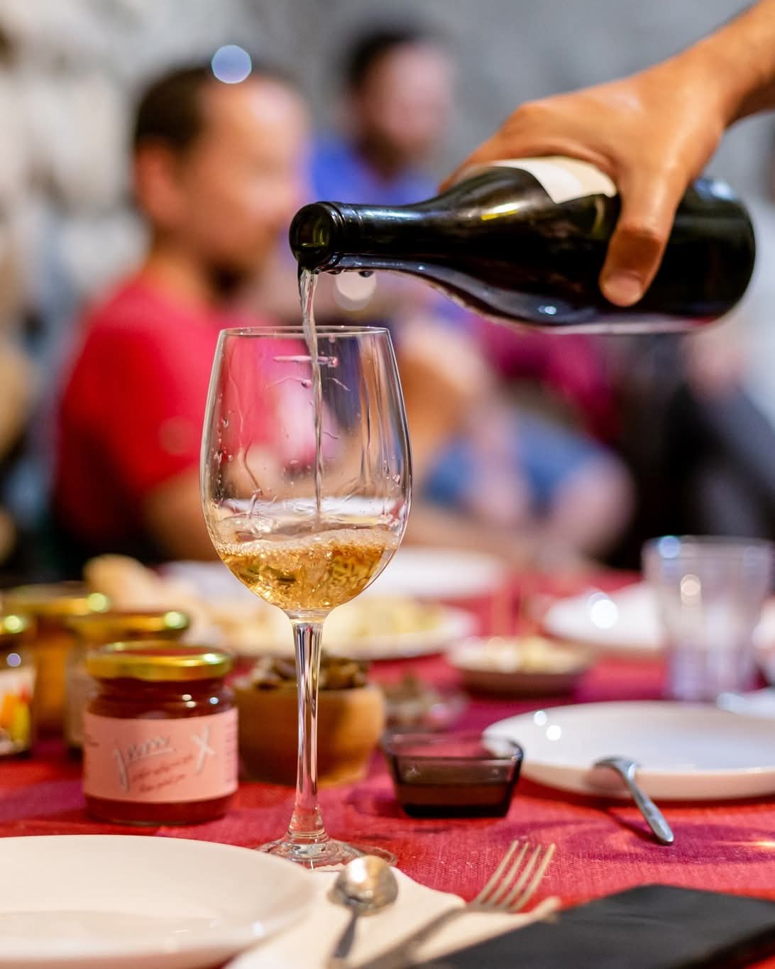 Rkatsiteli Qvevri wine